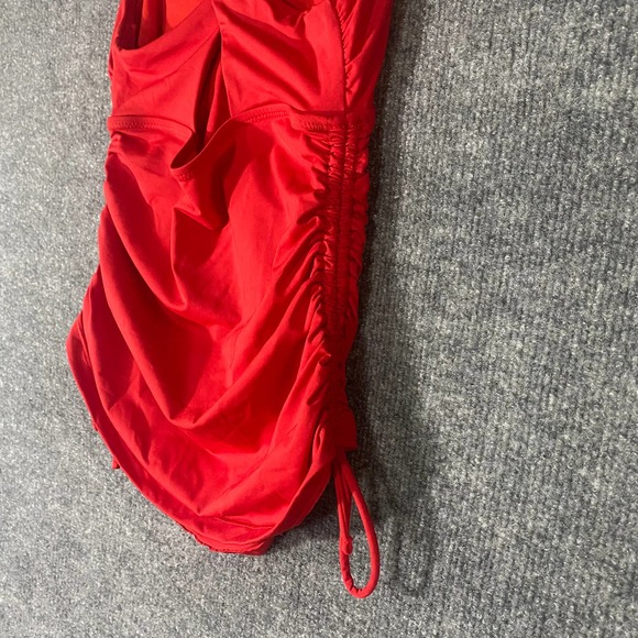 Athleta Tankini Top XS Radiant Red Side Scrunch V-Neck Athletic Swim - Picture 6 of 9